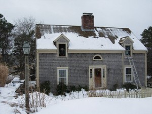 winter-house-windows